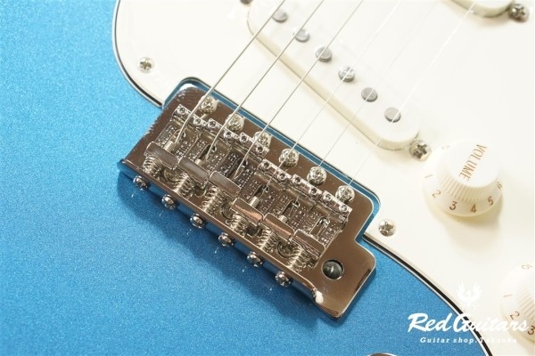 Classic Vibe ’60s Stratocaster - Lake Placid Blue